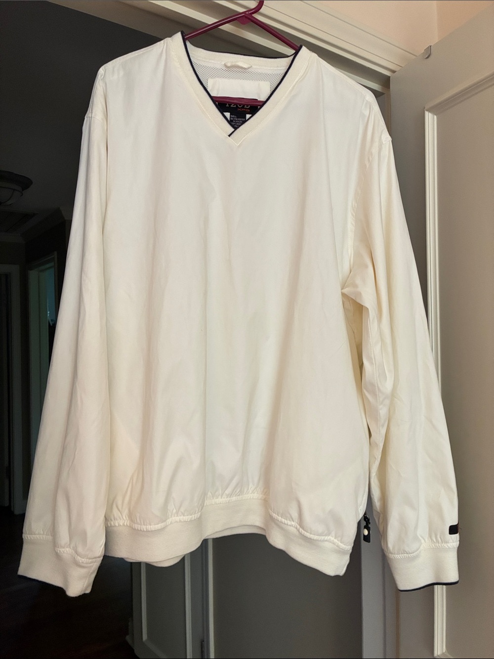 Vintage Izod Classic Men's V-Neck Pullover Sweater - White